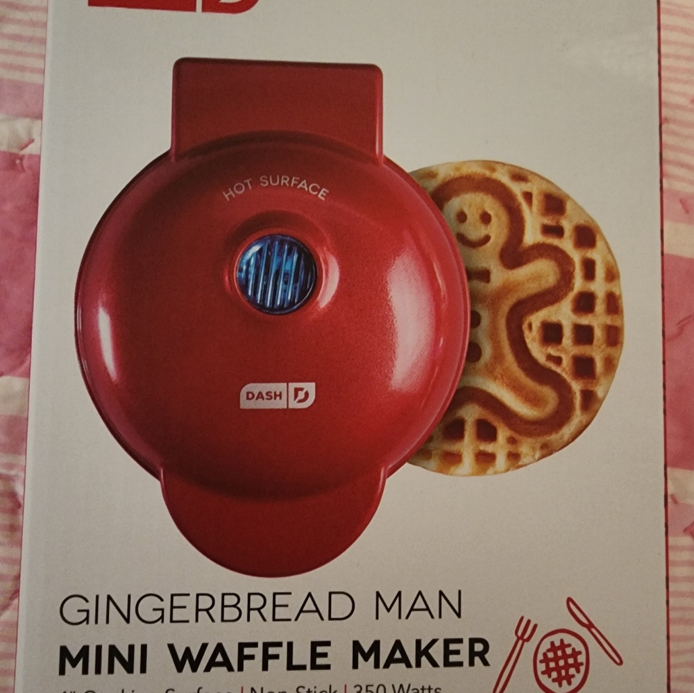 DASH Mini waffle maker